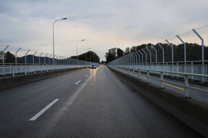 Auffahrkollision mit einer verletzten Person