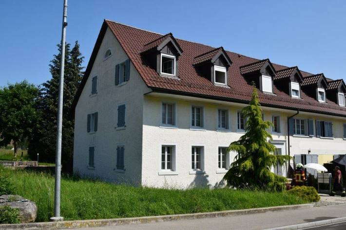 In diesem Mehrfamilienhaus brannte es