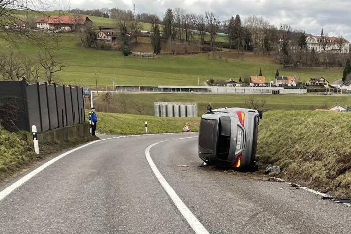 Der 39-jährige Lenker überfuhr die Sicherheitslinie beim Überholmanöver.