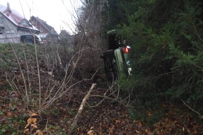 Das Auto wurde beim Unfall totalbeschädigt