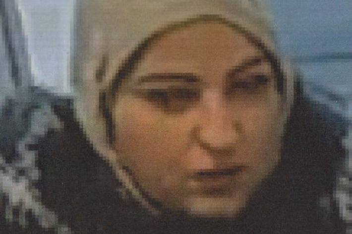 Wer erkennt diese Frau?