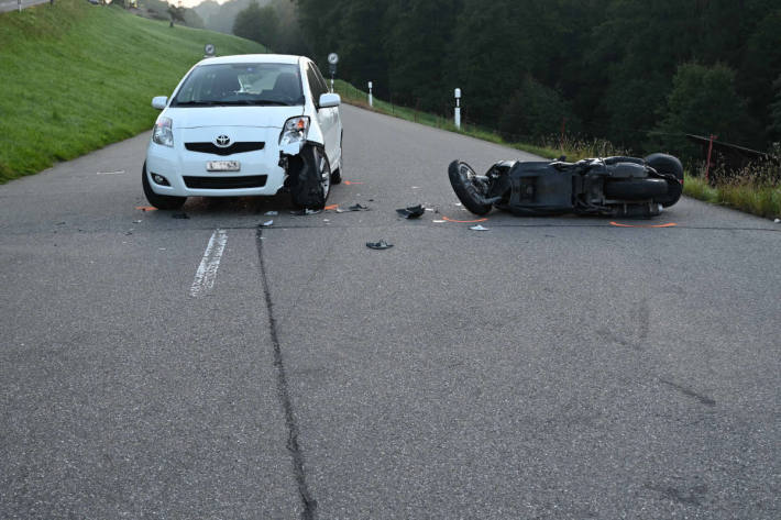 Unfallsituation auf der Herisauerstrasse bei Degersheim