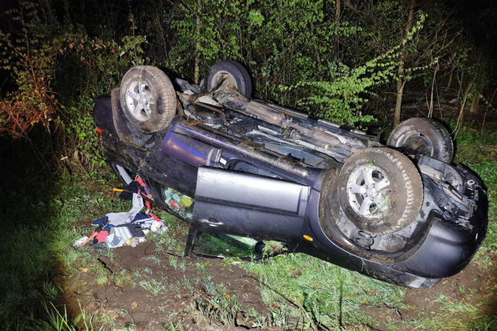 Fahrer nach Verkehrsunfall in Elmstein gesucht