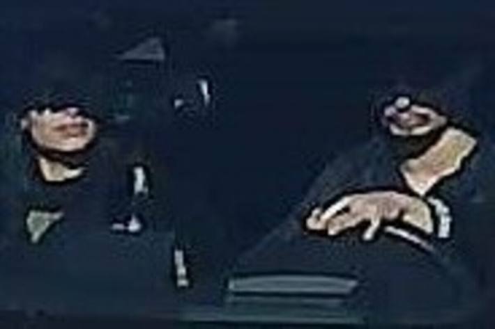 Polizei sucht Auto-Diebe mit Foto