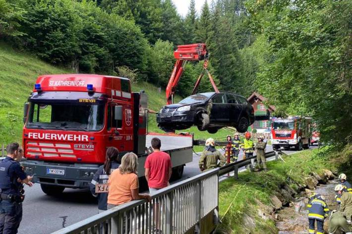 PKW-Bergung in St. Kathrein am Offenegg 