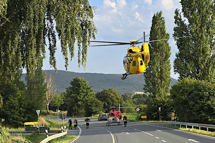 Zwei Rettungshelikopter waren im Einsatz.