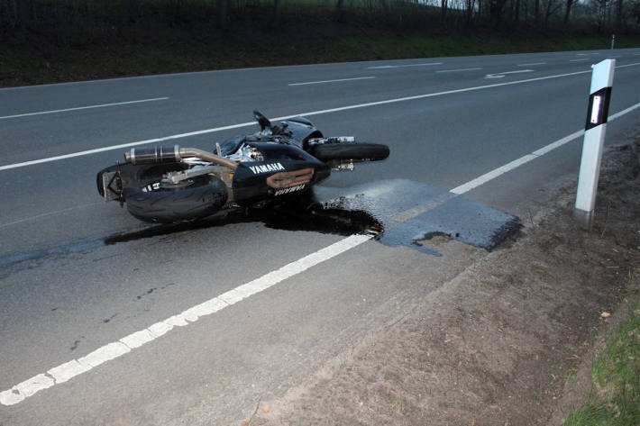 Motorradfahrer (27) bei Unfall schwer verletzt bei Stemwede