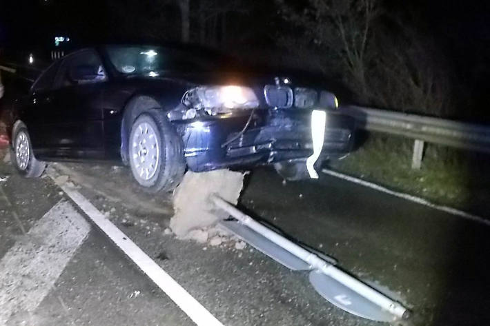 Es entstand in Haßloch Sachschaden von ca. 10.000 Euro