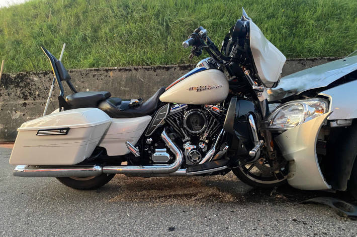 Der 34-jährige Harley-Lenker wurde bei dem Unfall schwer verletzt. 