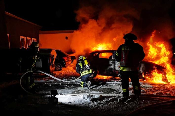 Die Ermittler gehen in Hagen derzeit von Brandstiftung aus