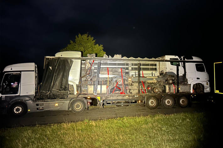 Der Lkw hatte durch die Beladung eine unzulässige Höhe.