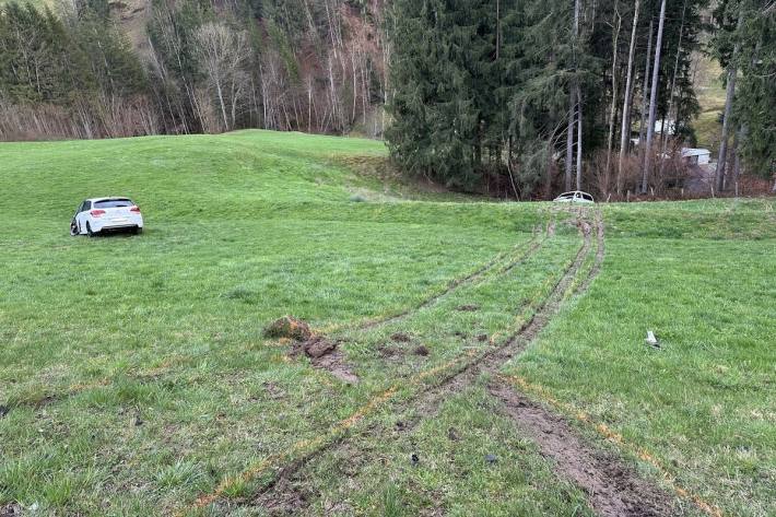 Nach dem Unfall kam es zu Verkehrsbehinderungen