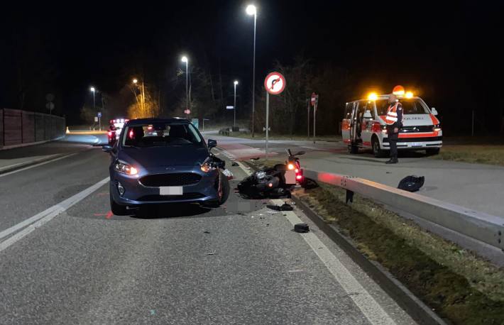 Kollision zwischen zwei Fahrzeugen