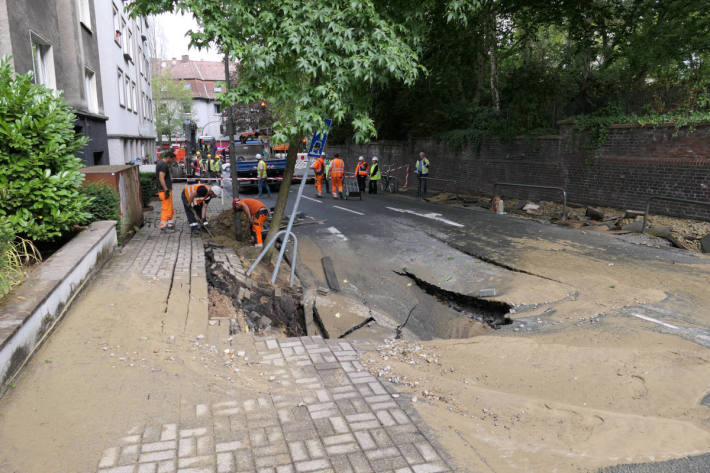 Wasserrohrbruch in der östlichen Innenstadt von Dortmund