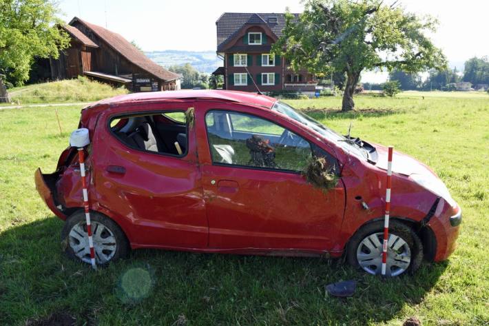 Alkohol und Übermüdung waren beim Unfall in Nottwil LU im SPiel.