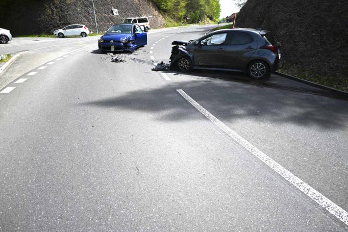 An beiden Fahrzeugen entstand Totalschaden