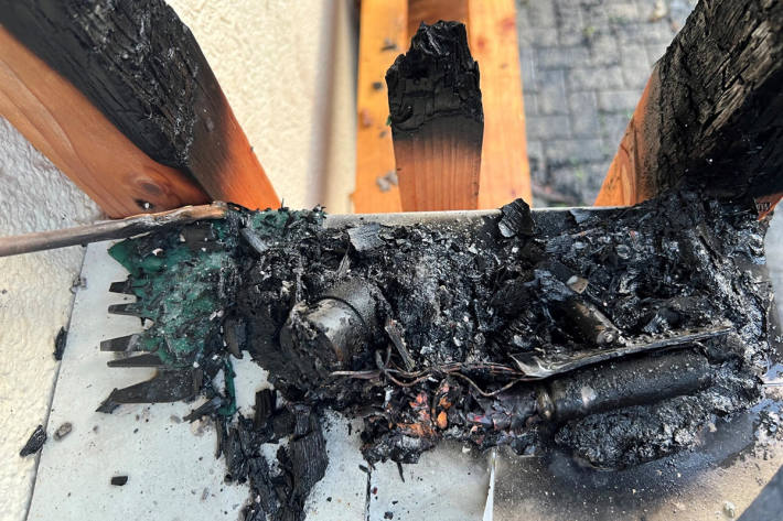 Der Akku einer elektrischen Gartenschere löste den Brand aus.