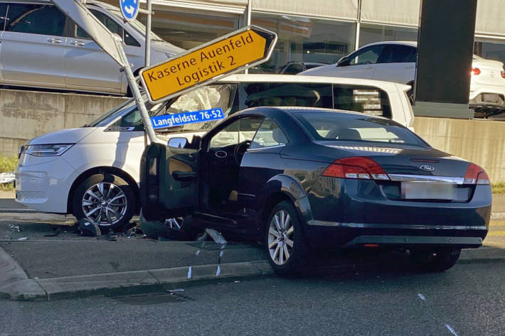 Kontrolle über Auto verloren und Kollision verursacht in Frauenfeld