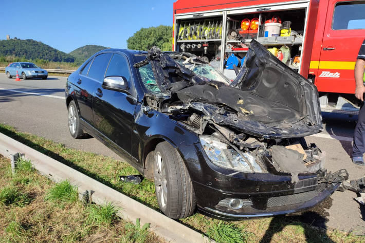 Unfall mit einer schwer verletzten Person auf der A4