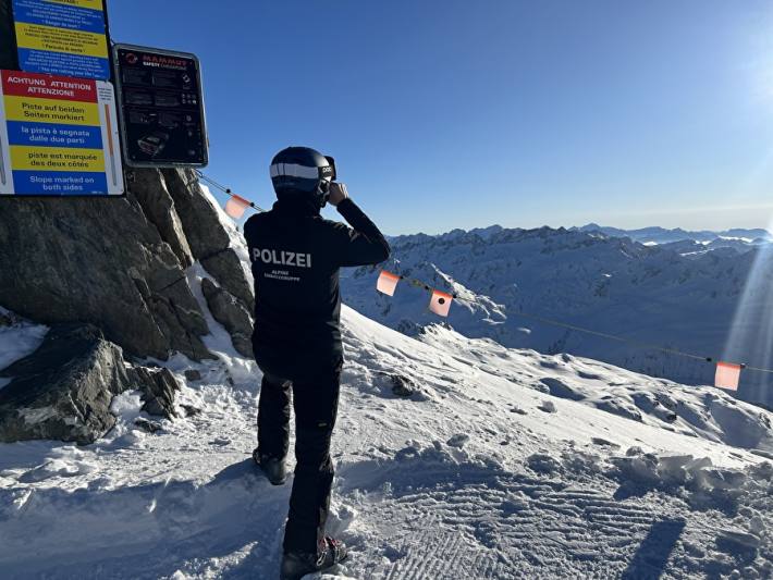 Kontrolle der Umsetzung des Risikoaktivitätengesetzes im Skigebiet Gemsstock