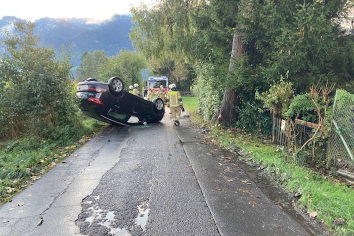 Betrunken mit Auto überschlagen in Hohenems