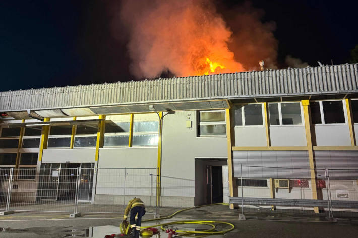 Die Feuerwehr konnte den Brand rasch unter Kontrolle bringen.