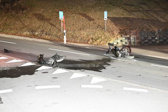 In Mühlrüti verletzte sich bei einem Unfall ein Motorradfahrer.