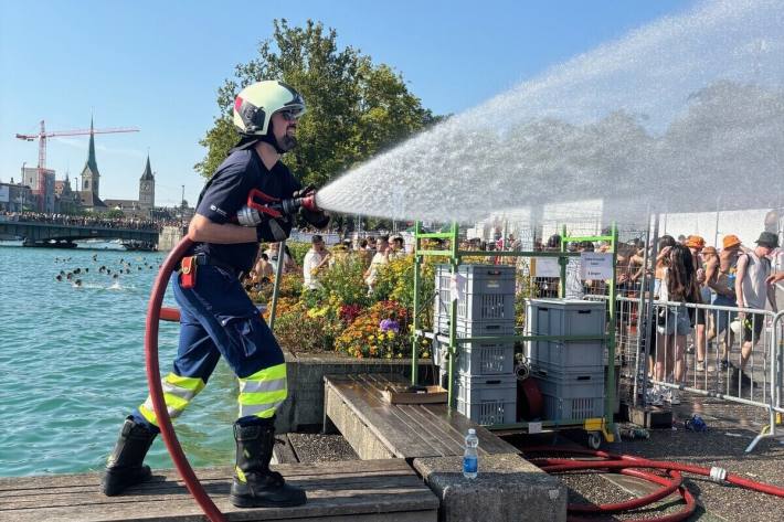 Abkühlung für die Street-Parade-Besucher