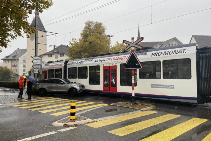  Kollision mit Bahn in Bremgarten