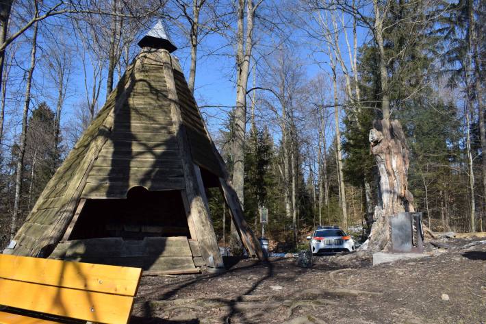 Sachbeschädigung auf Grillplatz in Herisu