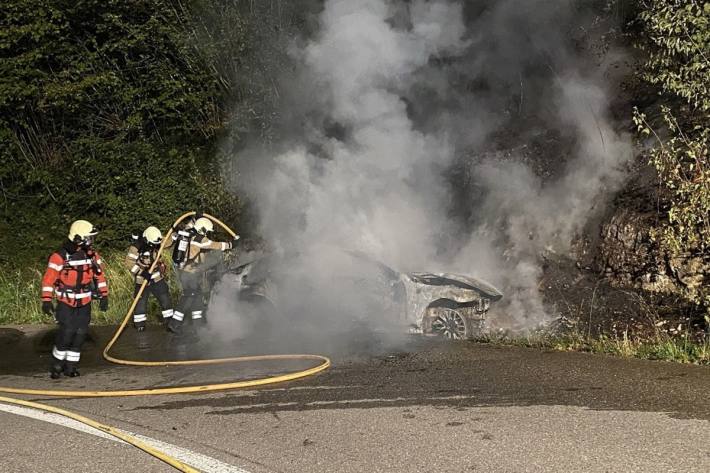 Nach dem Unfall kam es zu Verkehrsbehinderungen 