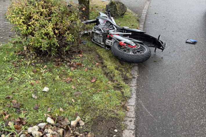 Der schwer verletzte Jugendliche wurde ins Spital gebracht.