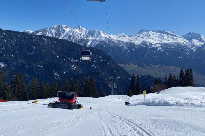 Beim schrecklichen Unfall in Belalp VS ist heute ein Mann gestorben.