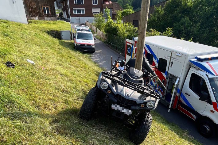 Unfall während Heuarbeiten