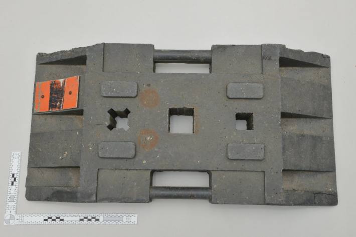 Gunten BE - Die Kantonspolizei Bern bittet um Hinweise, wenn festgestellt wurde, dass eine Sicherheitsfussplatte/Backe abhandengekommen ist