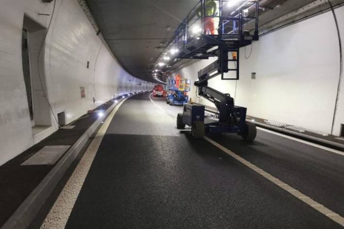 Arbeiten im Giessbachtunnel