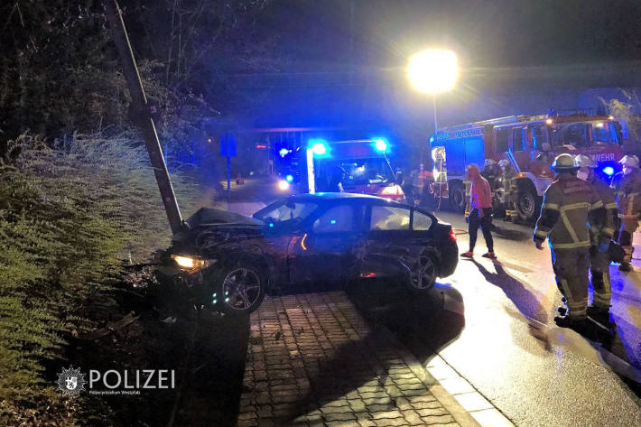 Unfall unter Alkohol – BMW "geschrottet"