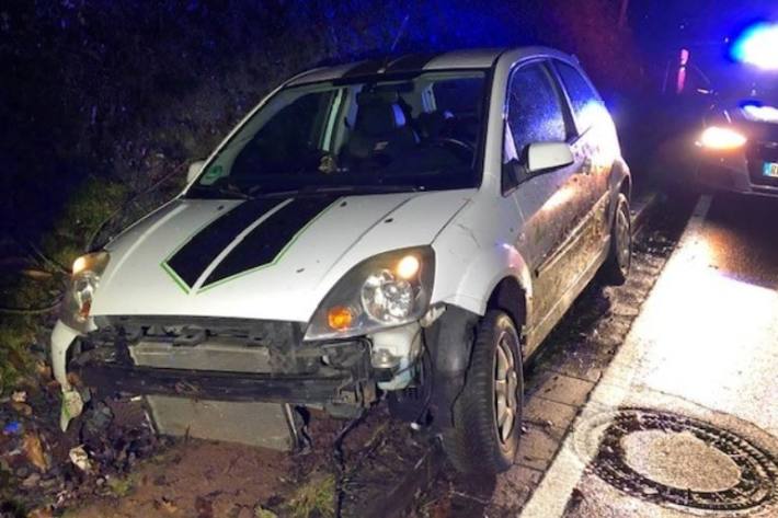 Ein 27-Jähriger kam in Weyher ins Schleudern