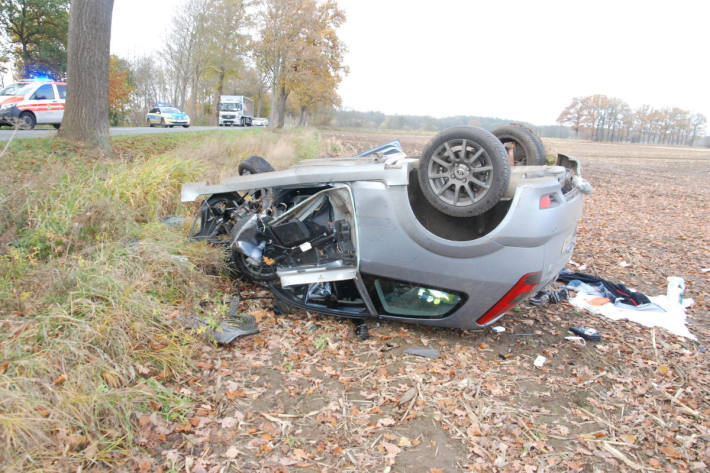 Autofahrer bei Unfall schwer verletzt