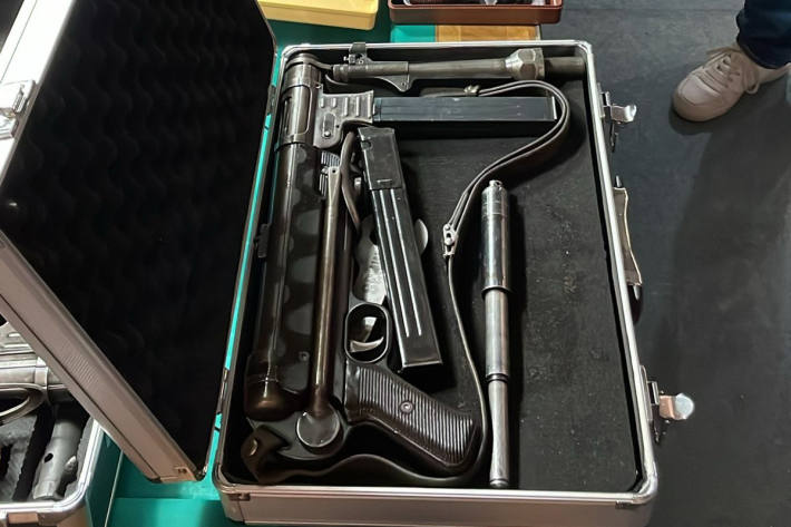 Die gefundenen Waffen sind laut Spezialisten funktionsfähig.