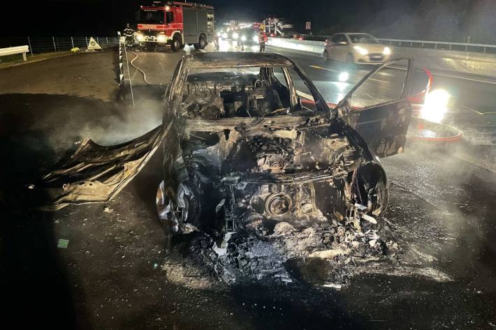 Die Brandursache wird ermittelt.