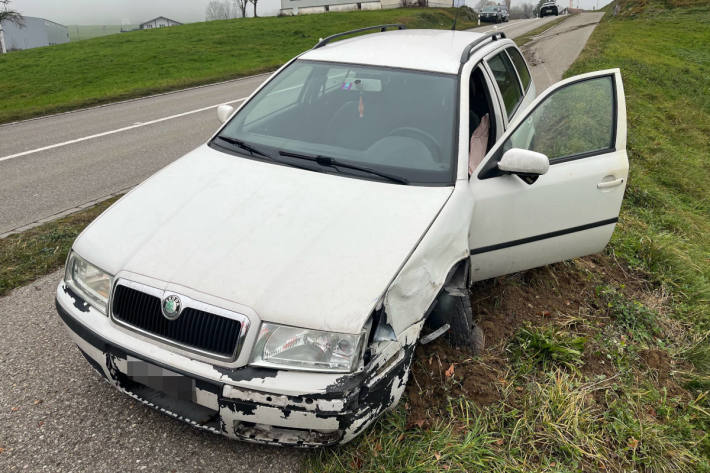 Kollision zwischen zwei Autos – 26-jähriger Unfallverursacher alkoholisiert