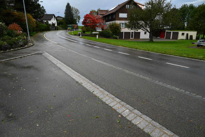 Auto kollidiert mit Roller in Waldkirch SG