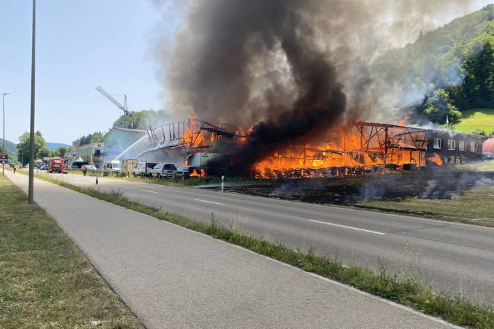 Holzbaufirma bei Brand in Diepflingen stark beschädigt