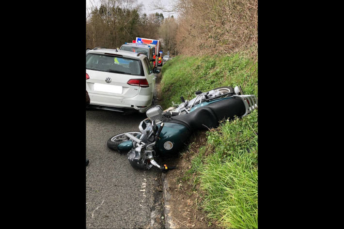 Erste Fahrt mit neuem Motorrad endet im Krankenhaus in Ratingen