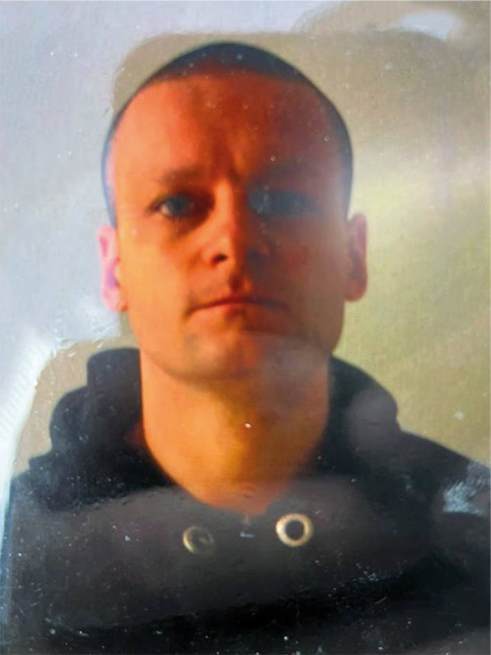 Der Mann flüchtete aus dem Maßregelvollzug und wird gesucht.
