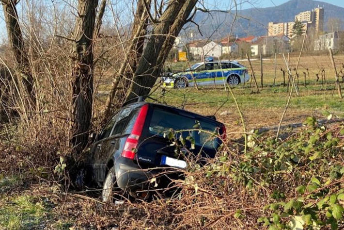 Unfall gebaut und abgehauen