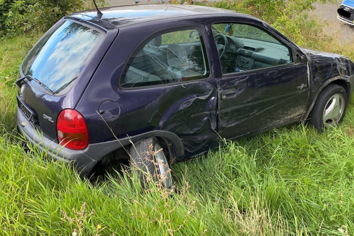 Verkehrsunfallflucht auf der B9 bei Worms