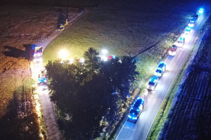Die Einsatzkräfte waren mit einem Grossaufgebot vor Ort.