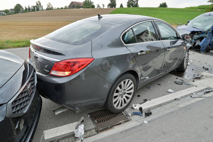 Vier Autos waren an dem Unfall beteiligt